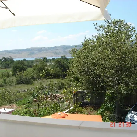 Holiday Home In Starigrad-Paklenica 6797 *