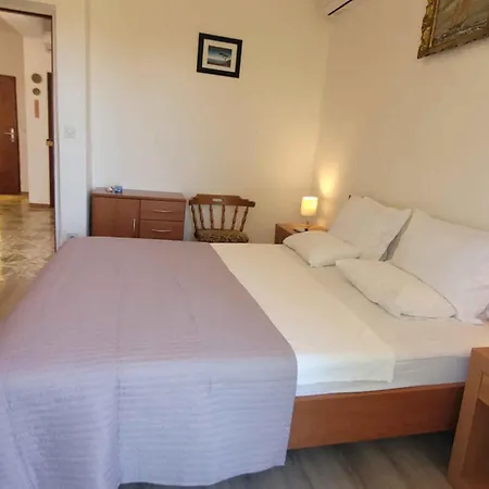 Holiday Home In Starigrad-Paklenica 6797 Seline