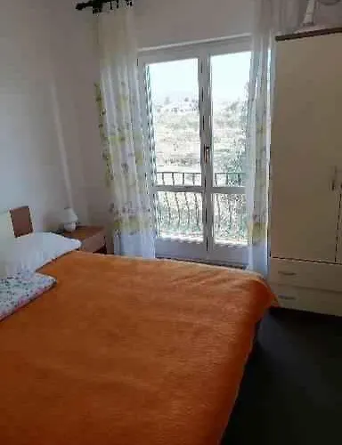 Дом отдыха In Starigrad-paklenica 6797 *