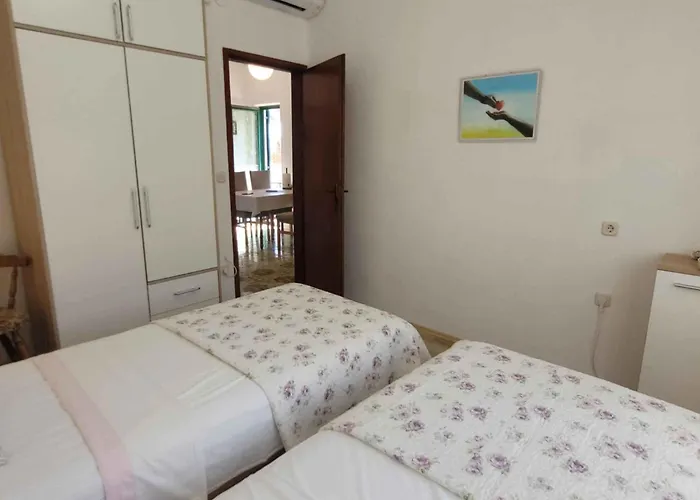 In Starigrad-paklenica 6797